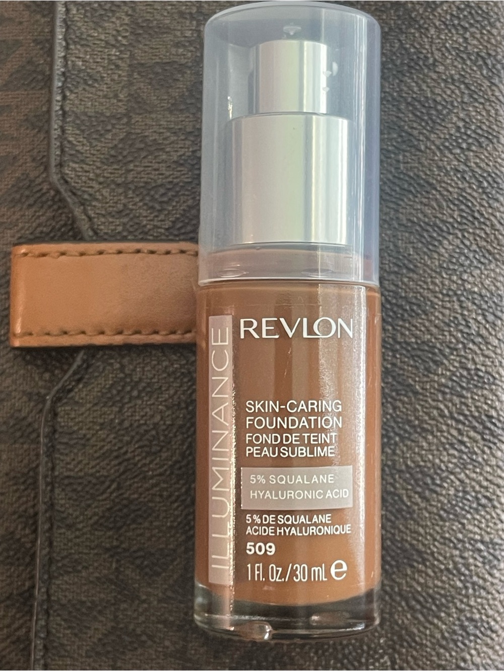 Revlon Illuminance Skin‑Caring Foundation - 509 (Sandalwood )
